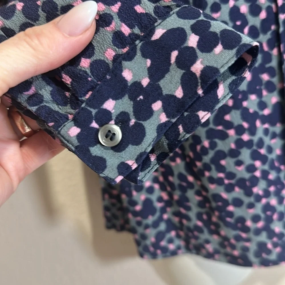 BODEN Dot-Print Long Sleeve Keyhole Blouse, Size 6, EUC